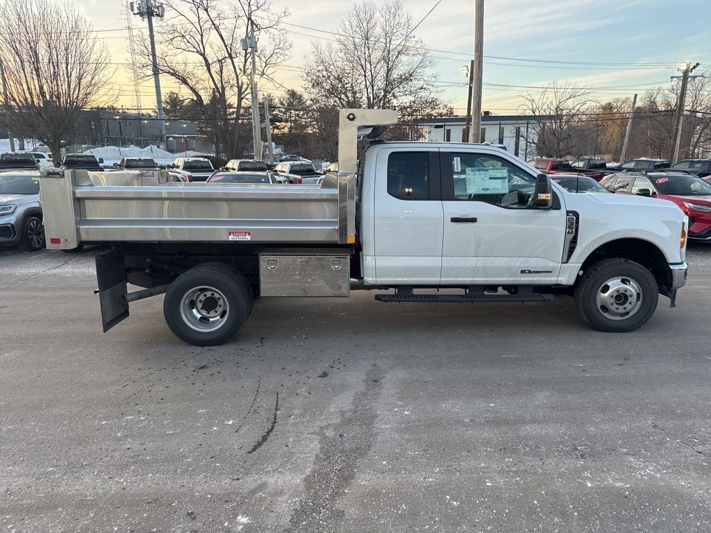 New 2026 Ford F-350 Super Cab 3/4yd Stainless Steel Dump Chassis