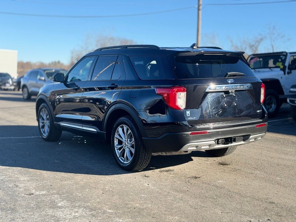 Used 2024 Ford Explorer XLT SUV