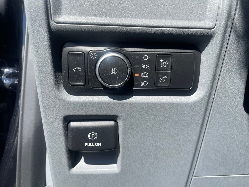 2022 Ford F-150 XLT - Photo 13