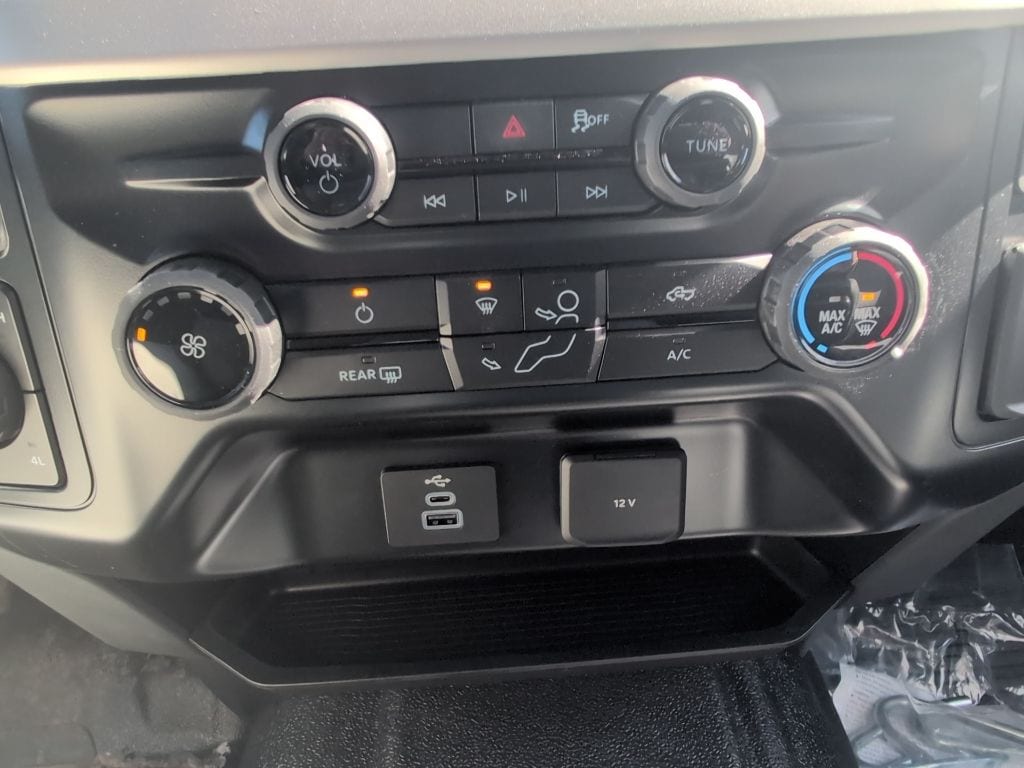 2026 Ford F-550 Super Duty Chassis Cab XL - Photo 21