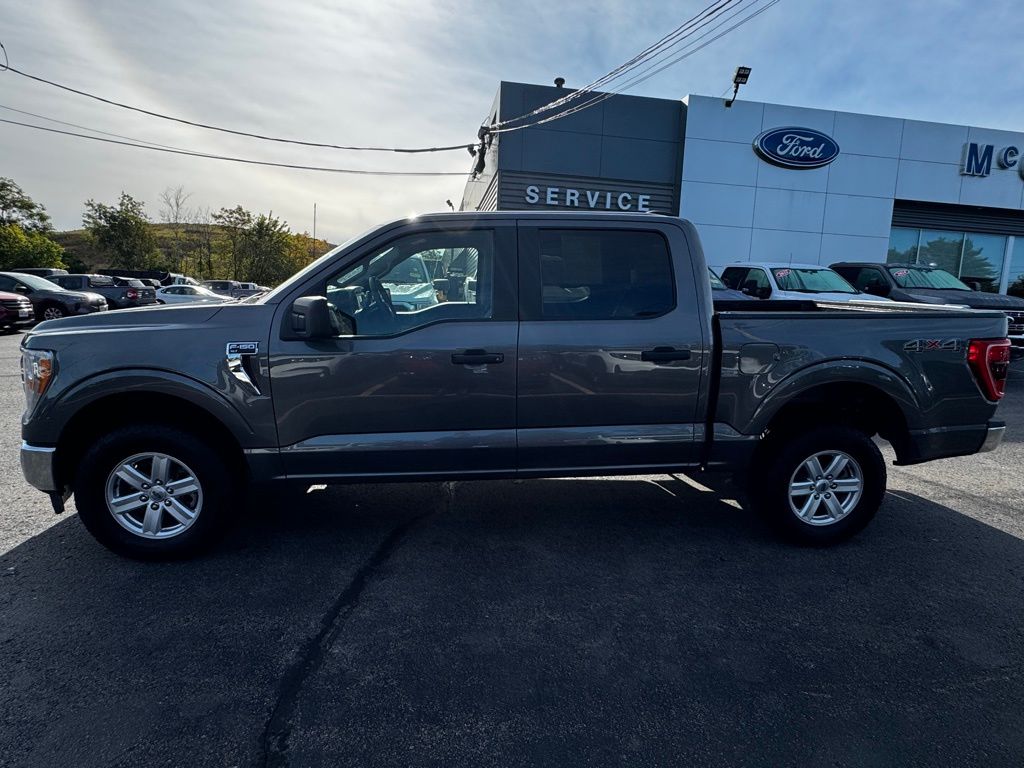 2022 Ford F-150 XLT photo 2