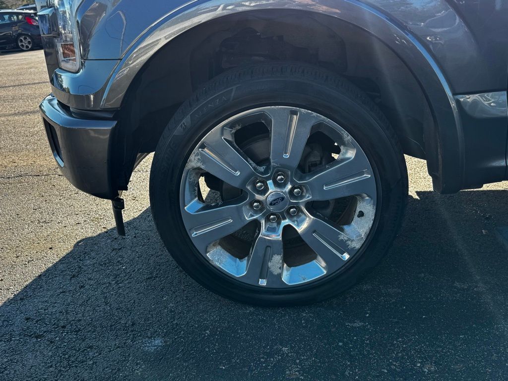 2017 Ford F-150 Limited photo 2