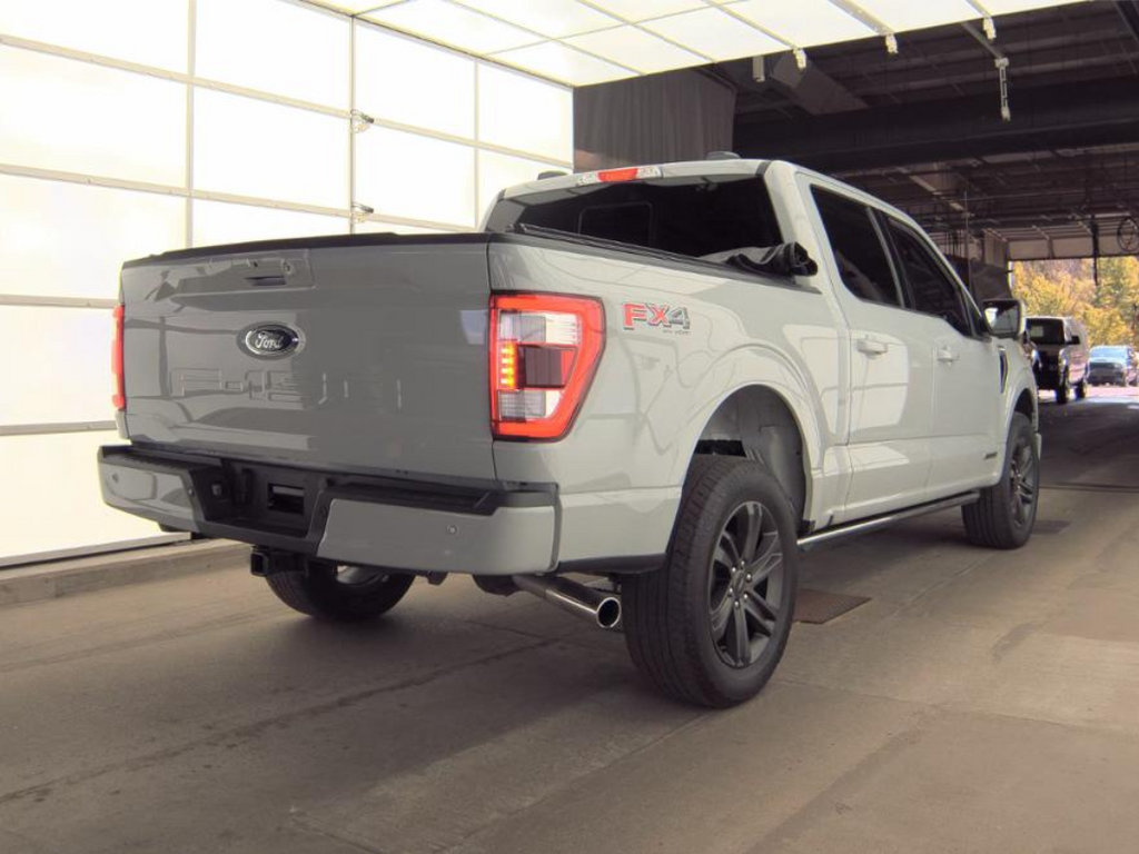 2023 Ford F-150 Lariat photo 3