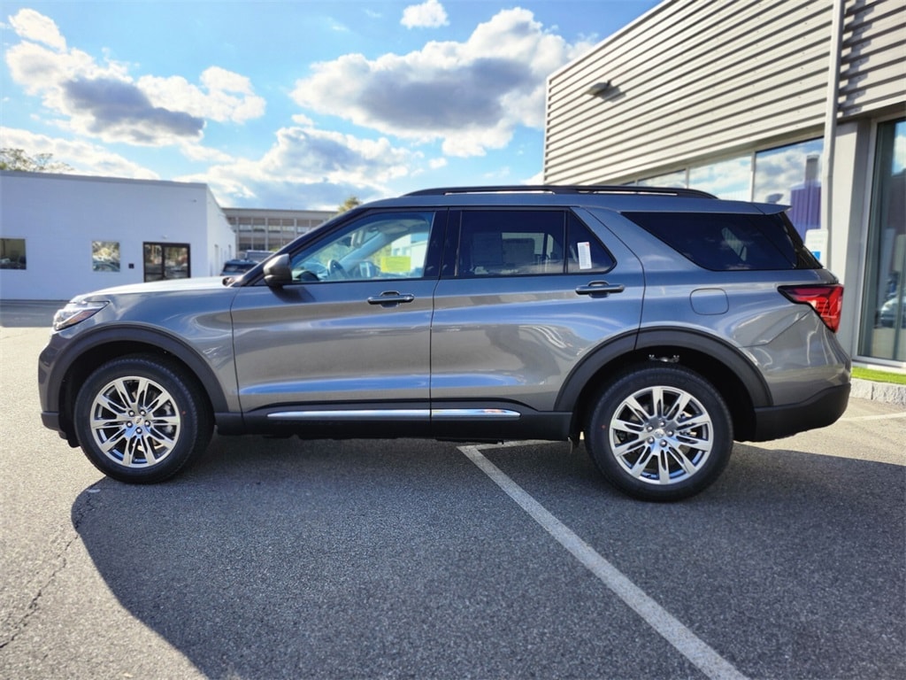 New 2025 Ford Explorer Active SUV