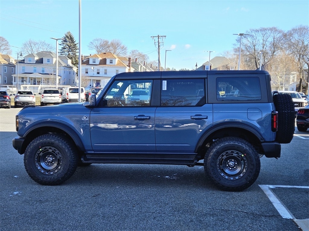 New 2025 Ford Bronco Outer Banks SUV