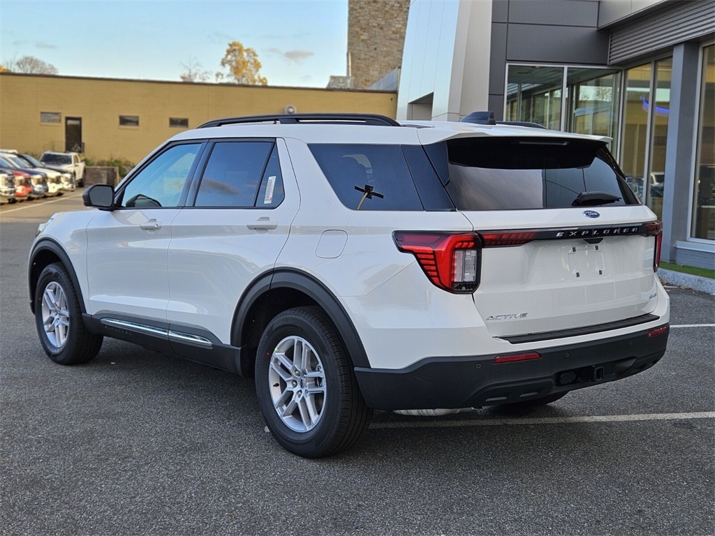 New 2025 Ford Explorer Active SUV