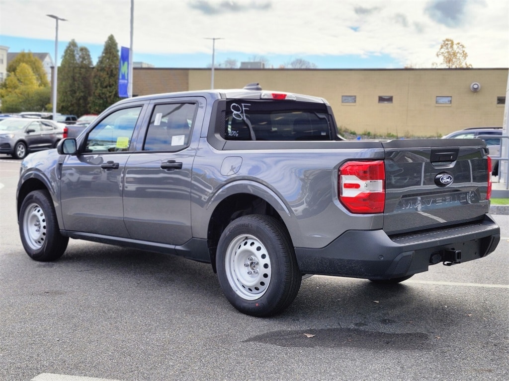 New 2025 Ford Maverick XL Truck