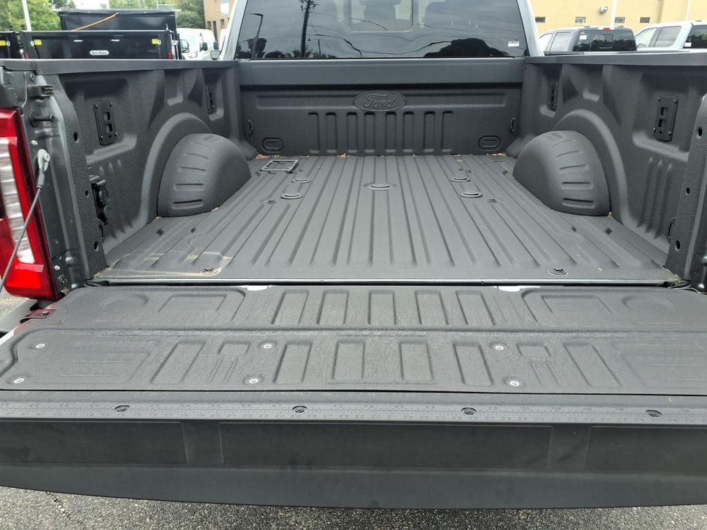 2026 Ford F-350 Super Duty XLT - Photo 10