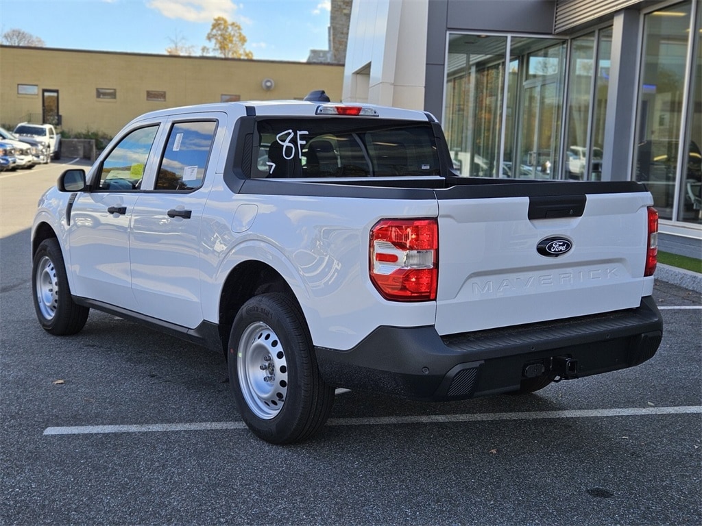 New 2025 Ford Maverick XL Truck