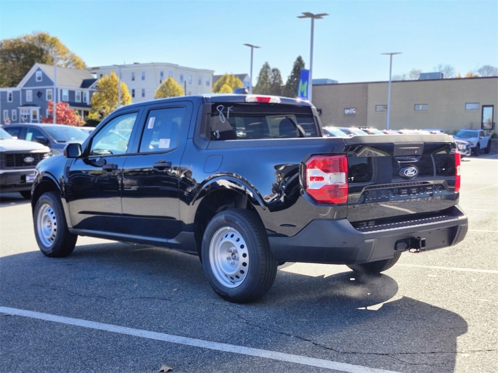 New 2025 Ford Maverick XL Truck