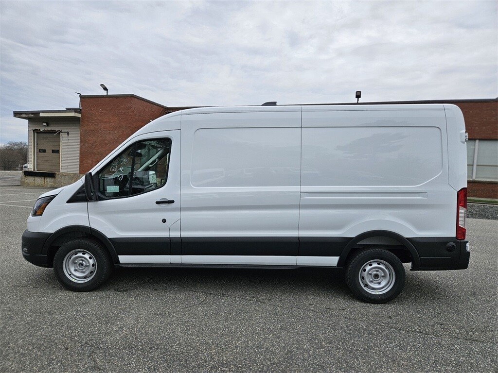 2026 Ford Transit photo 2