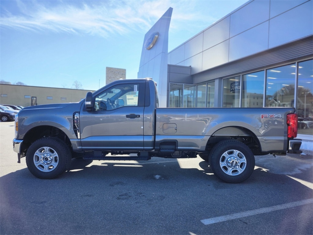 New 2025 Ford F-350SD XLT Truck