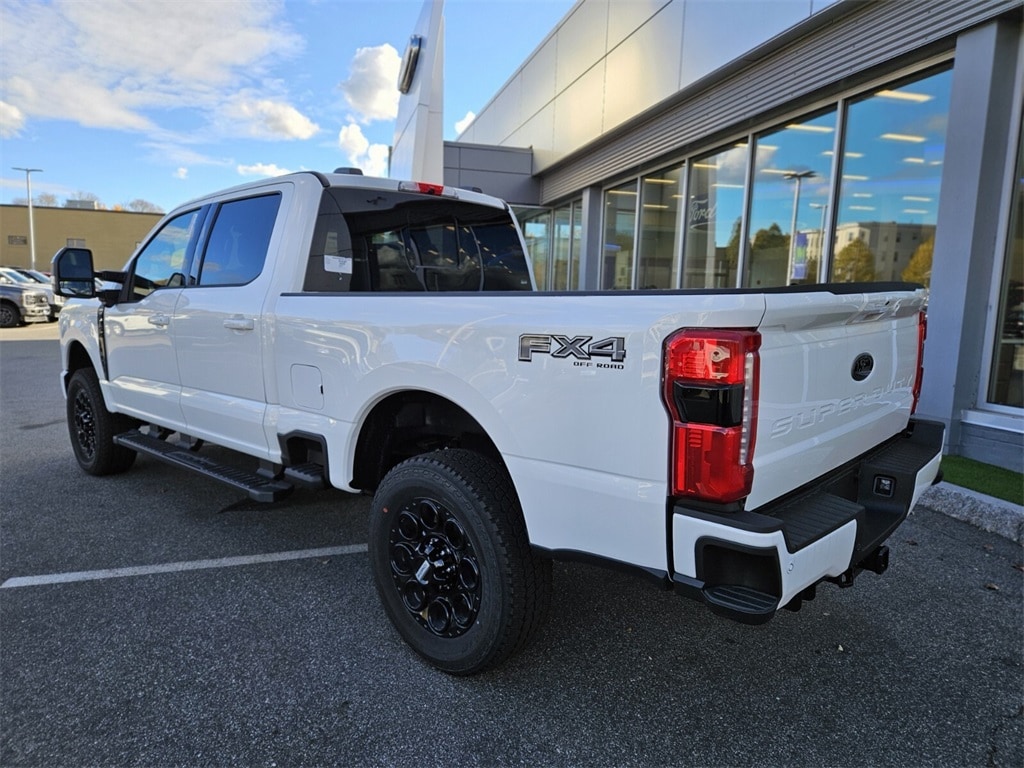 New 2025 Ford F-350SD Lariat Truck