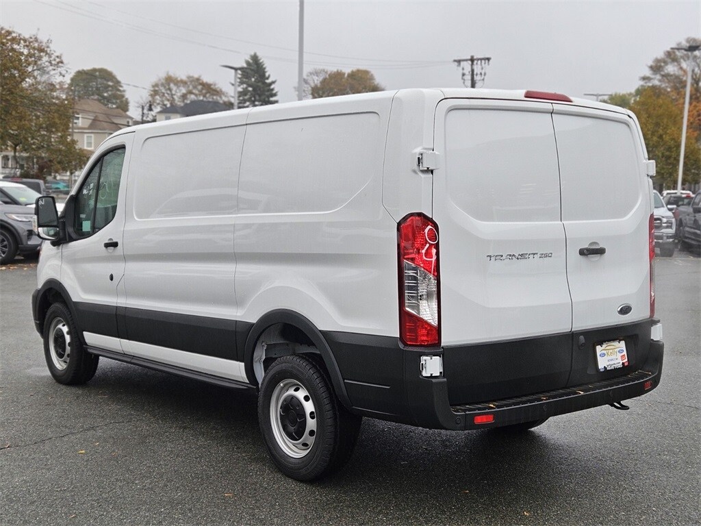 2024 Ford Transit photo 3