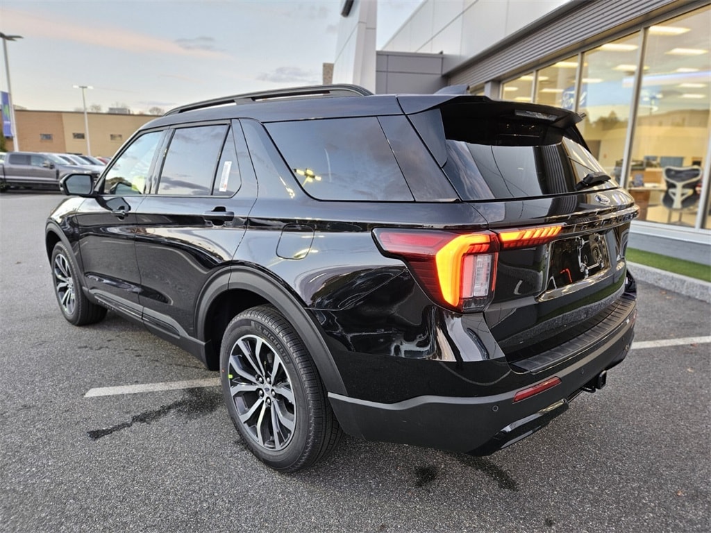 New 2026 Ford Explorer ST-Line SUV