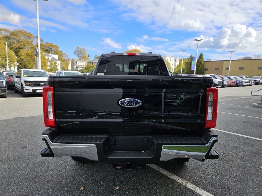 New 2024 Ford F-350SD XLT Truck