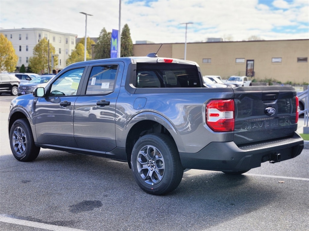New 2025 Ford Maverick XLT Truck