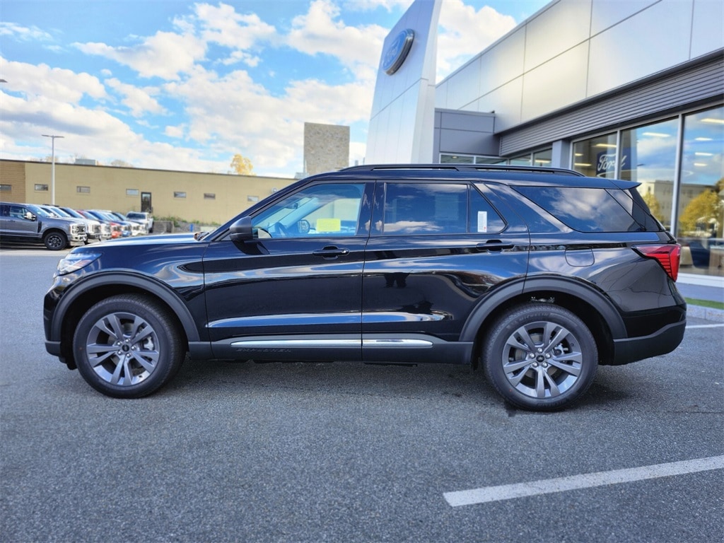 New 2025 Ford Explorer Active SUV