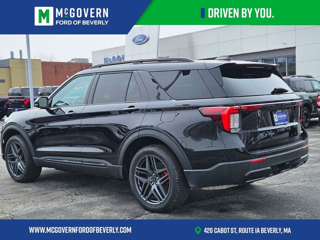 Used 2025 Ford Explorer ST-Line SUV