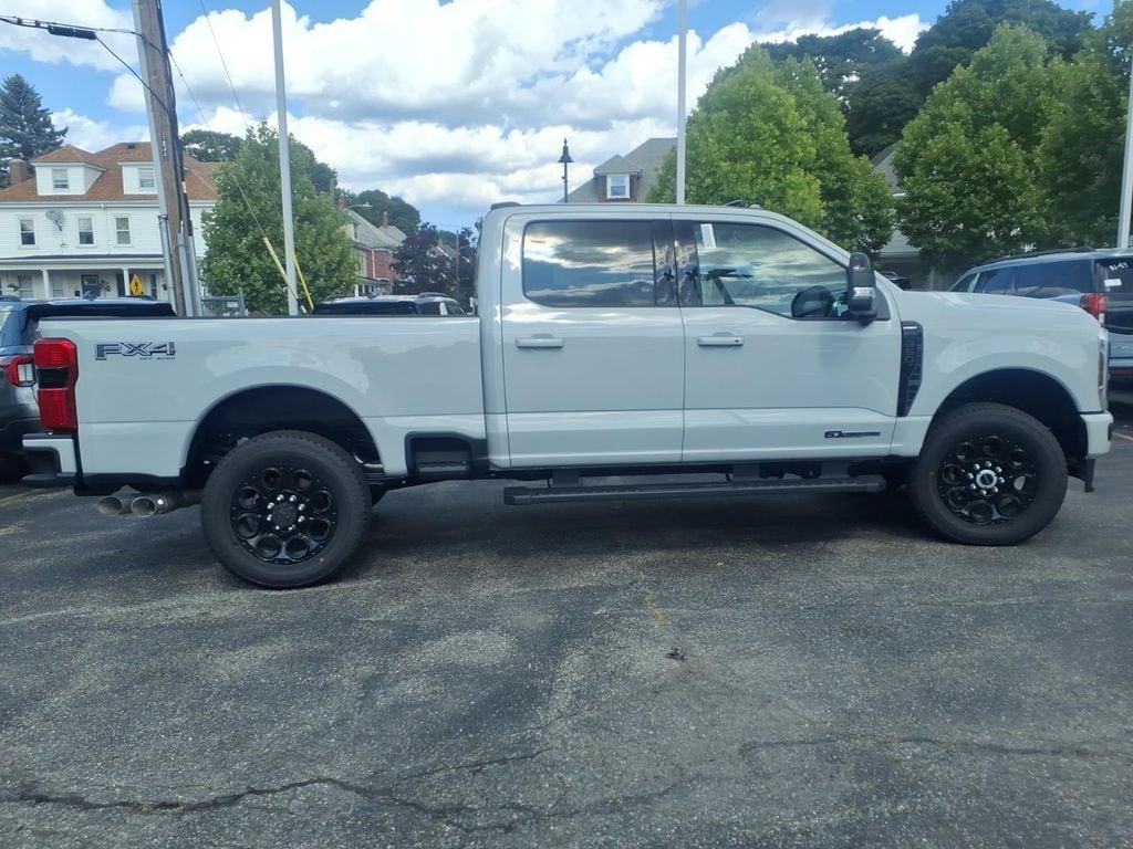 New 2026 Ford F-350SD Lariat Truck