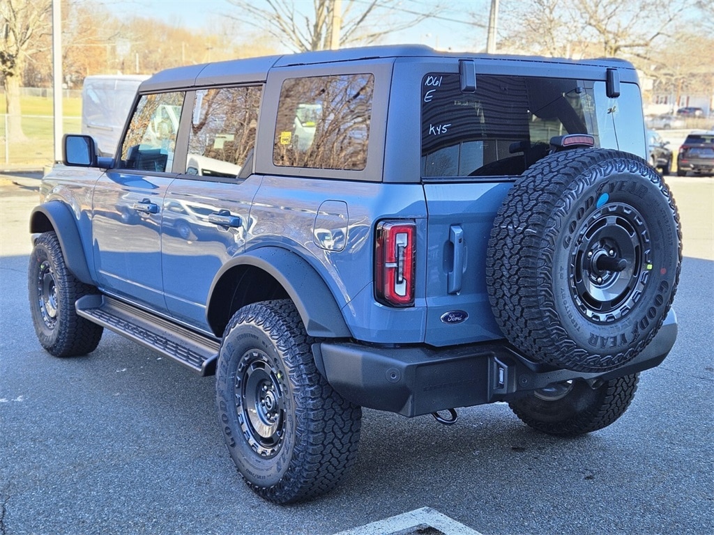 New 2025 Ford Bronco Outer Banks SUV