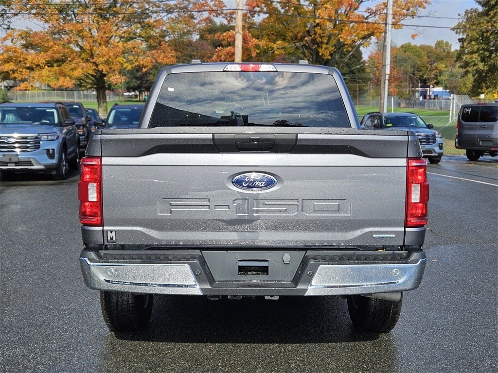 2023 Ford F-150 XLT photo 4