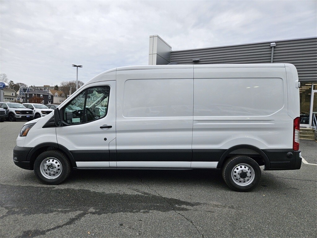 2026 Ford Transit photo 2