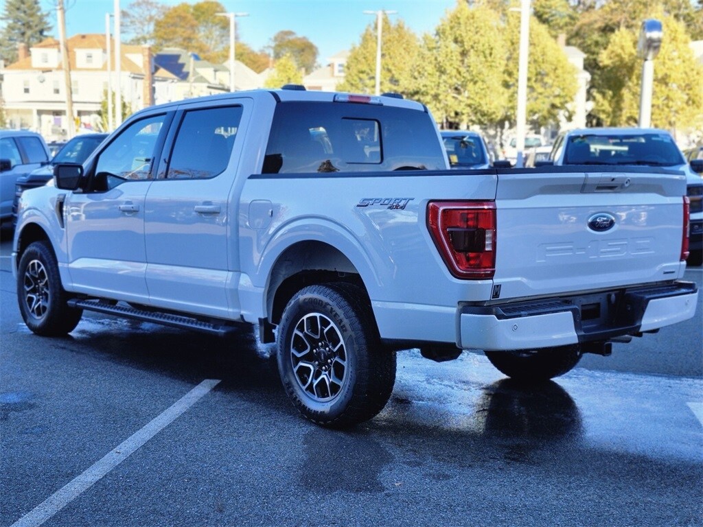 2023 Ford F-150 XLT photo 3