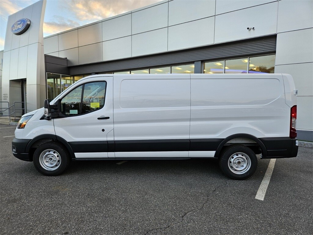 2026 Ford Transit photo 2