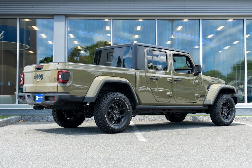 Used 2026 Jeep Gladiator Willys Truck Crew Cab