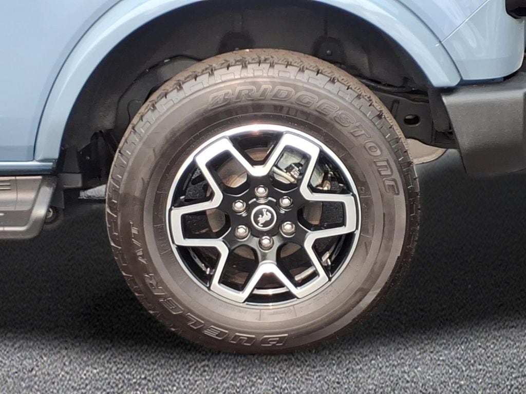 2025 Ford Bronco 4-Door Outer Banks - Photo 10