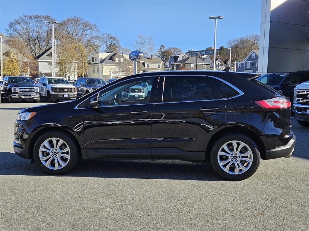 Used 2022 Ford Edge Titanium SUV