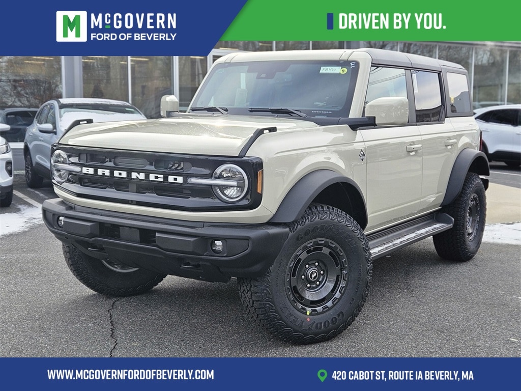 2025 Ford Bronco 4-Door Outer Banks's photo