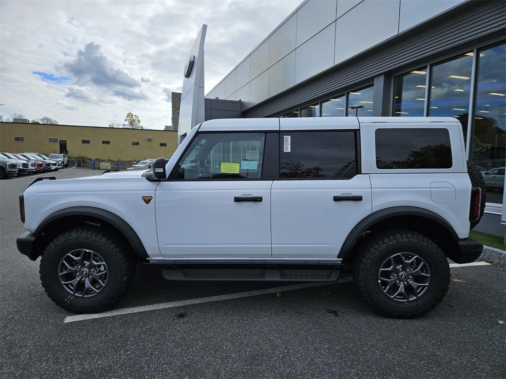 New 2025 Ford Bronco Badlands SUV
