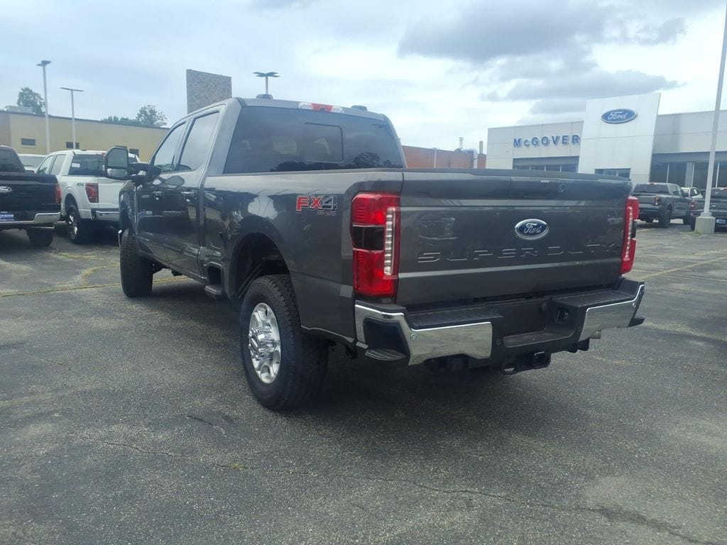 2026 Ford F-350 Super Duty XLT - Photo 7