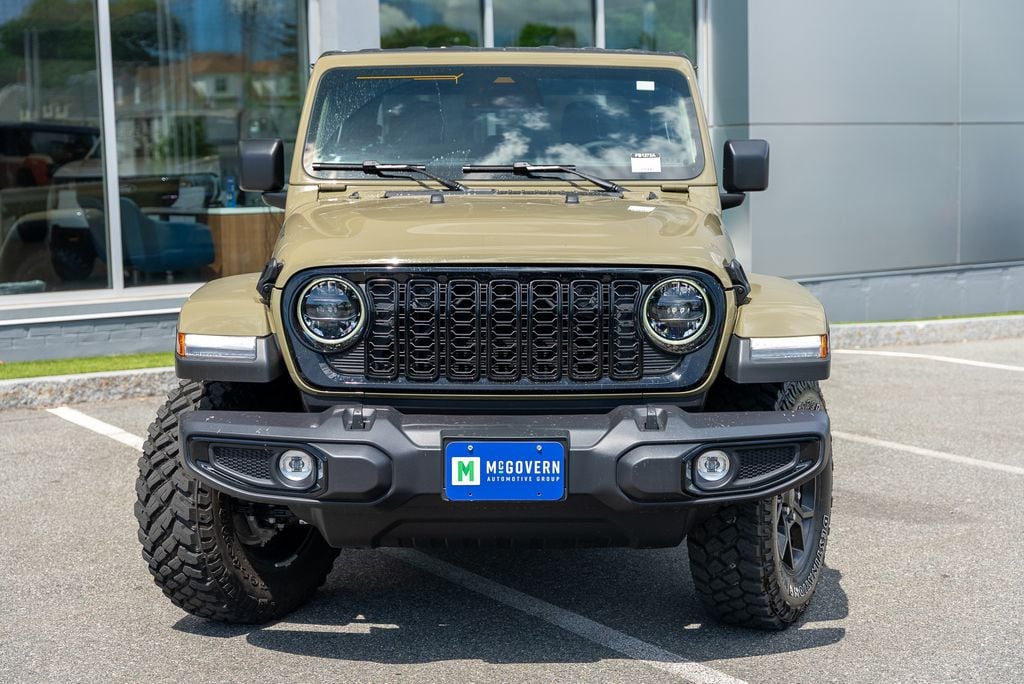 Used 2026 Jeep Gladiator Willys Truck Crew Cab