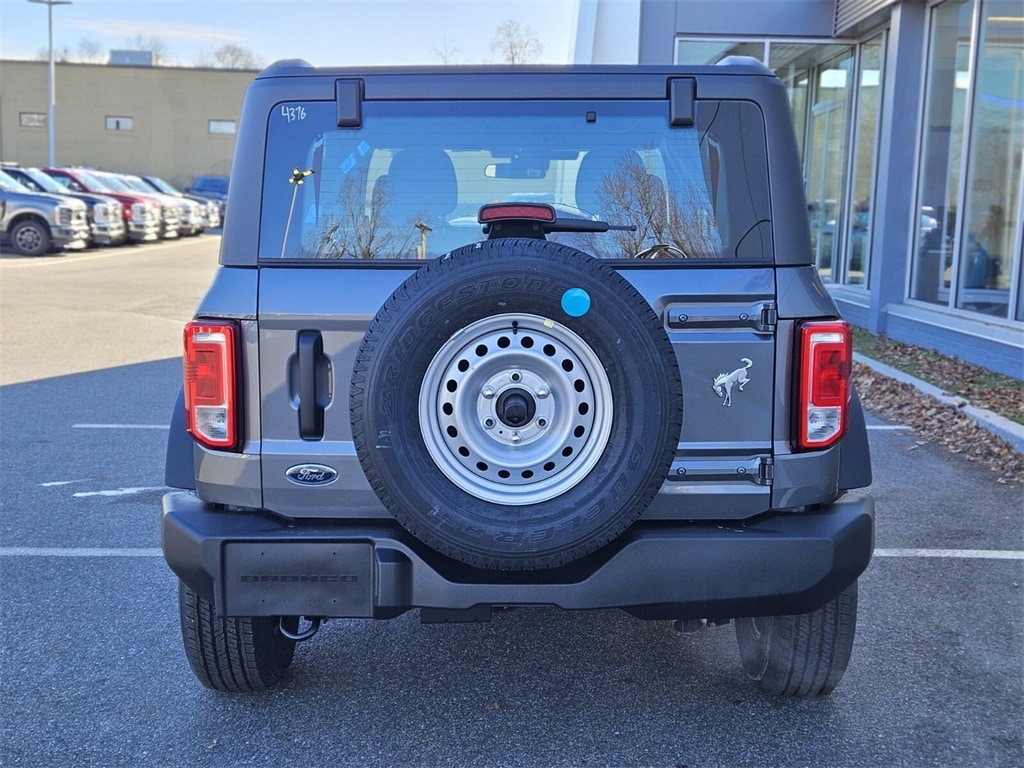 New 2025 Ford Bronco Base SUV