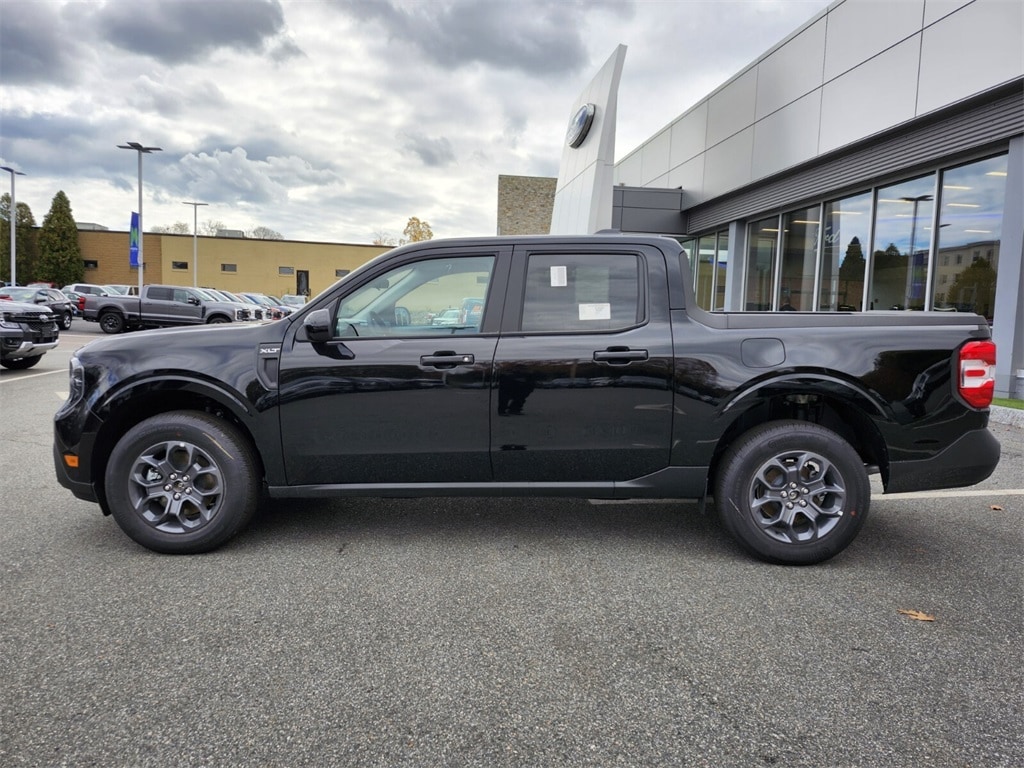 New 2025 Ford Maverick XLT Truck