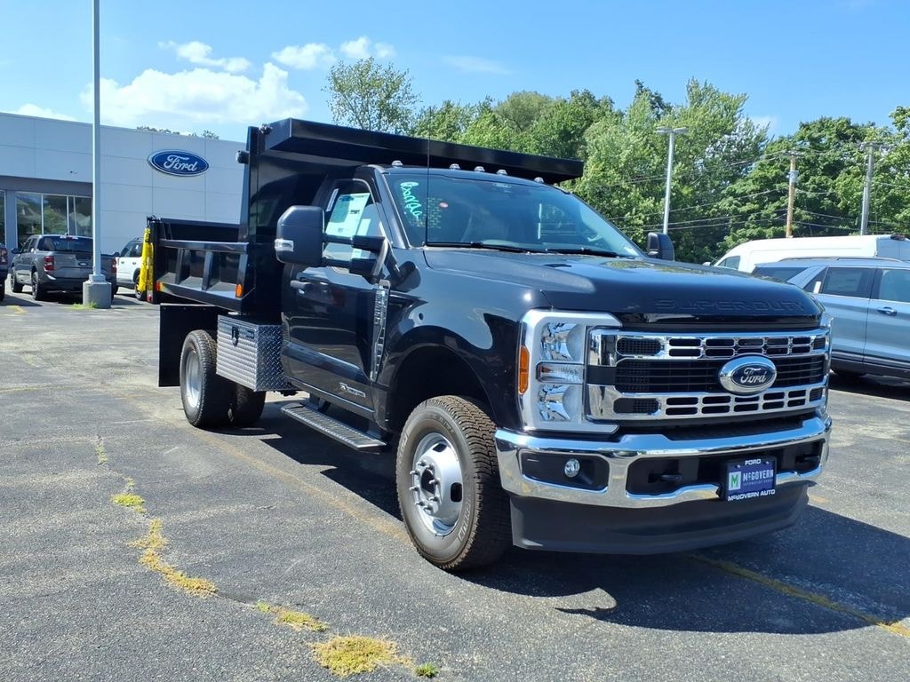 New 2026 Ford F-350SD XL Chassis