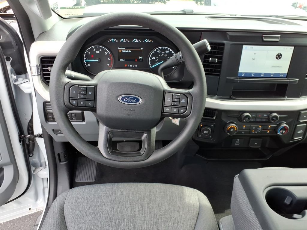 2026 Ford F-350 Super Duty XL - Photo 8