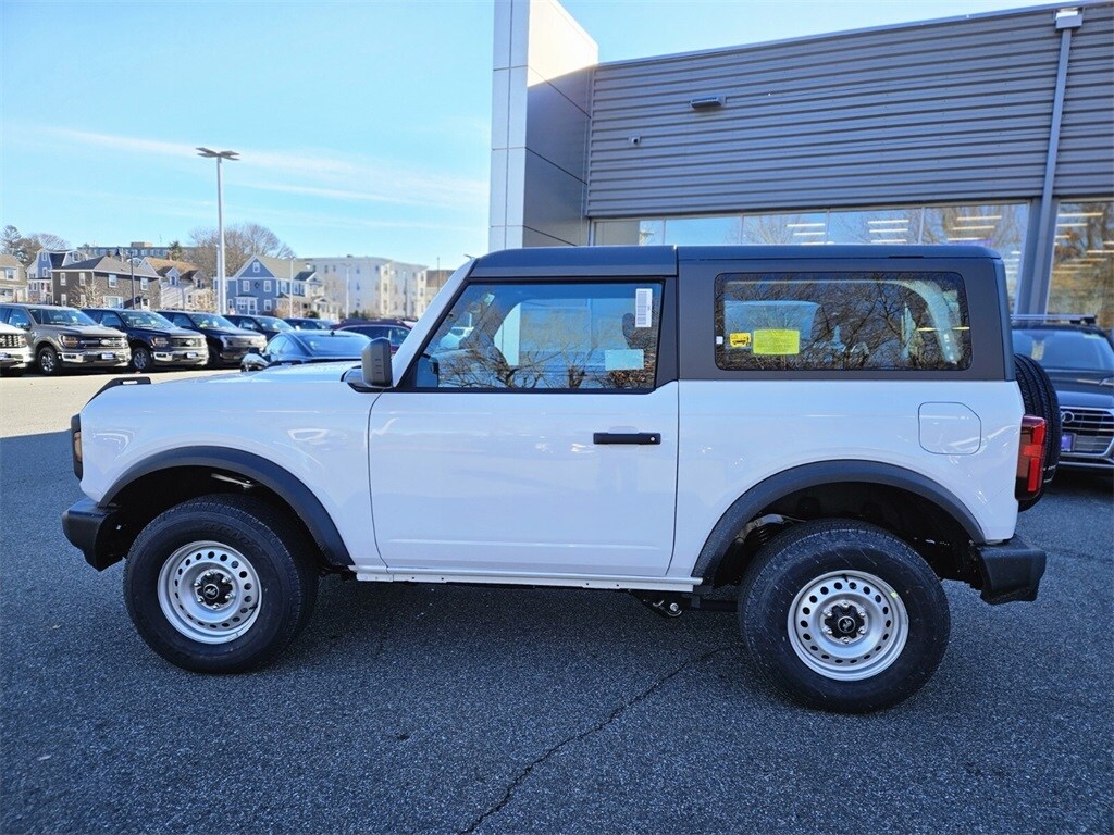 New 2025 Ford Bronco Base SUV