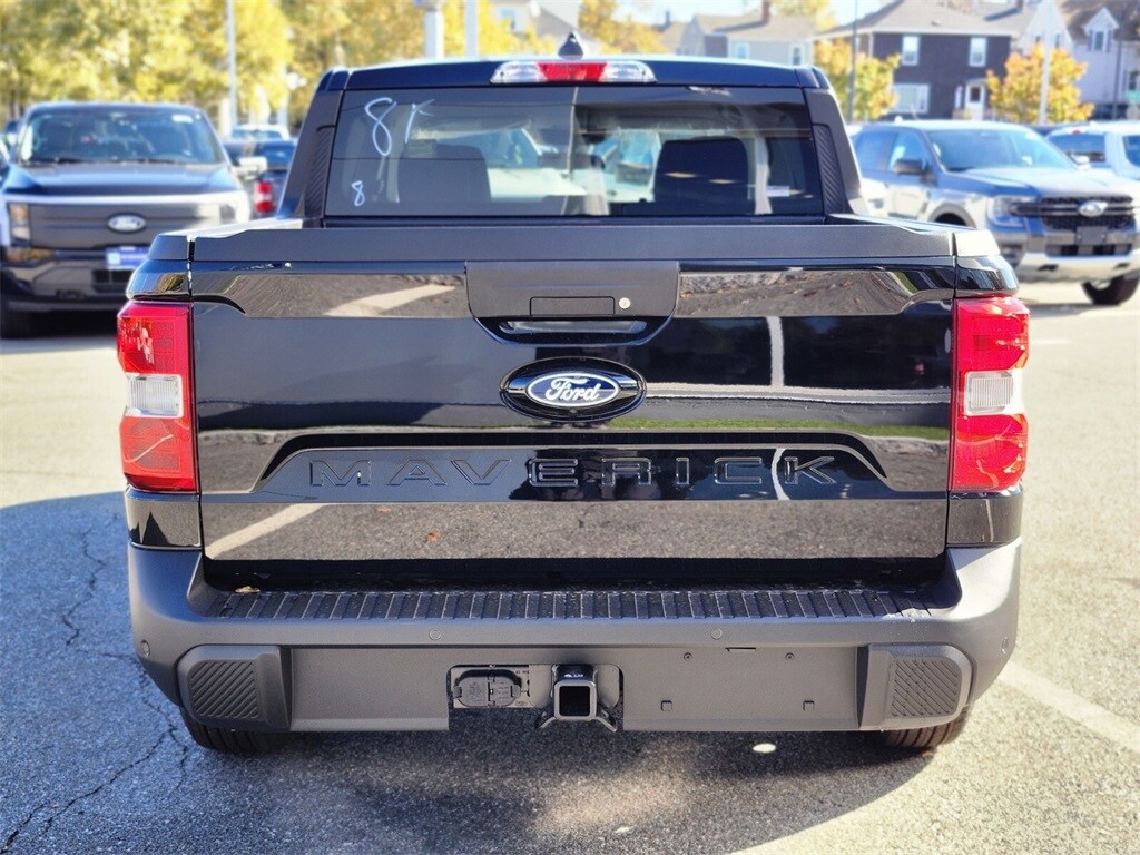 New 2025 Ford Maverick XL Truck