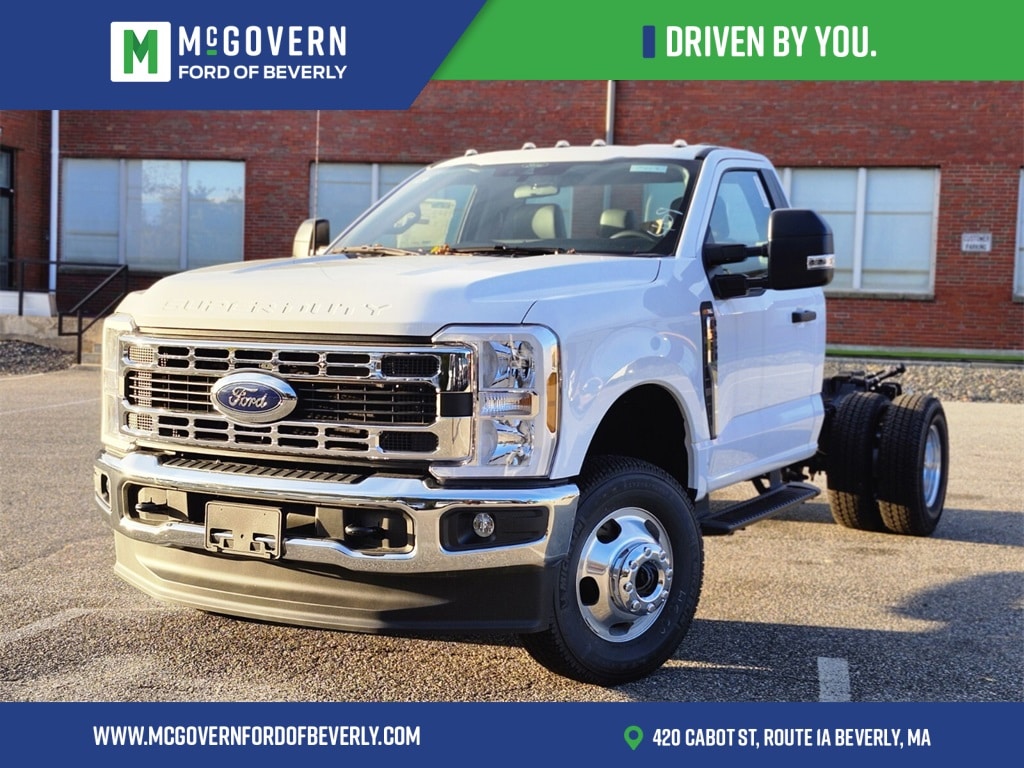 New 2025 Ford F-350SD XL Chassis