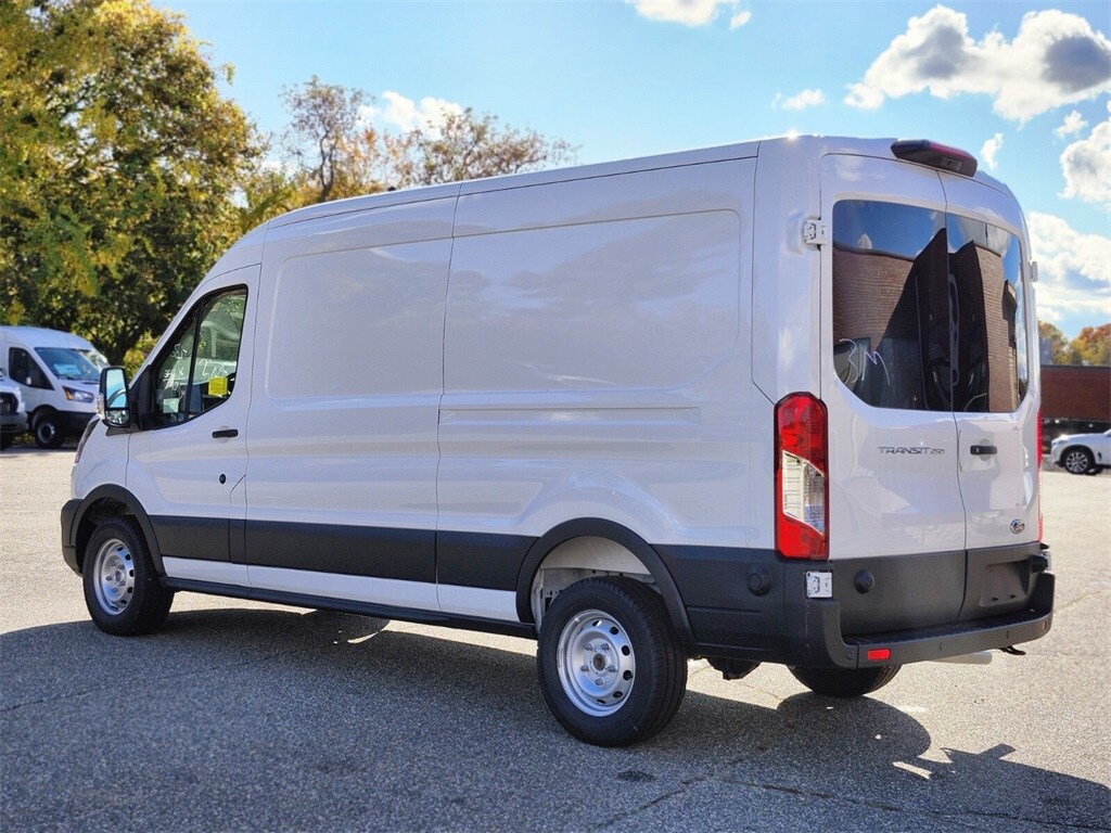 2025 Ford Transit photo 2