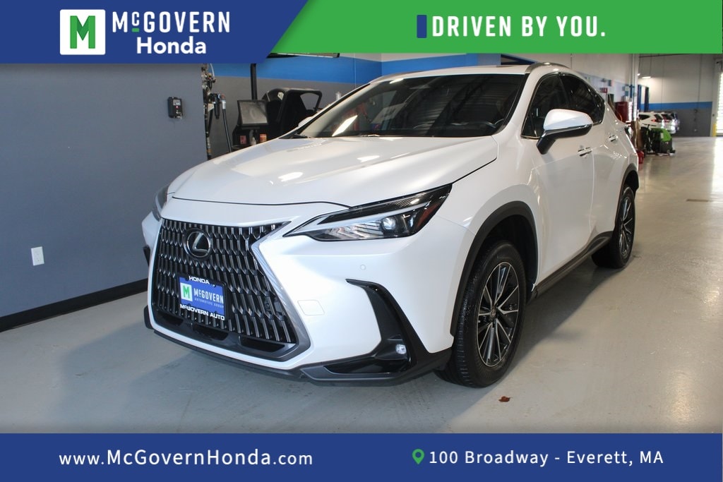 2022 Lexus NX 350's photo