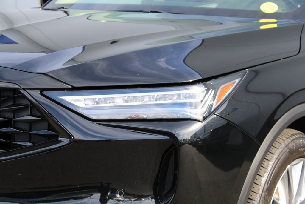 2023 Acura MDX Advance SH-AWD photo 2