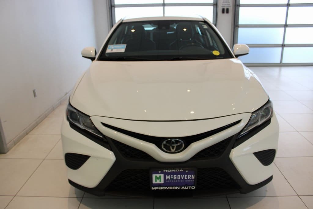 Used 2019 Toyota Camry SE with VIN 4T1B11HK7KU694971 for sale in Everett, MA