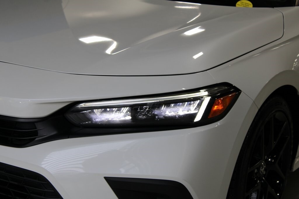 2023 Honda Civic Sport photo 2