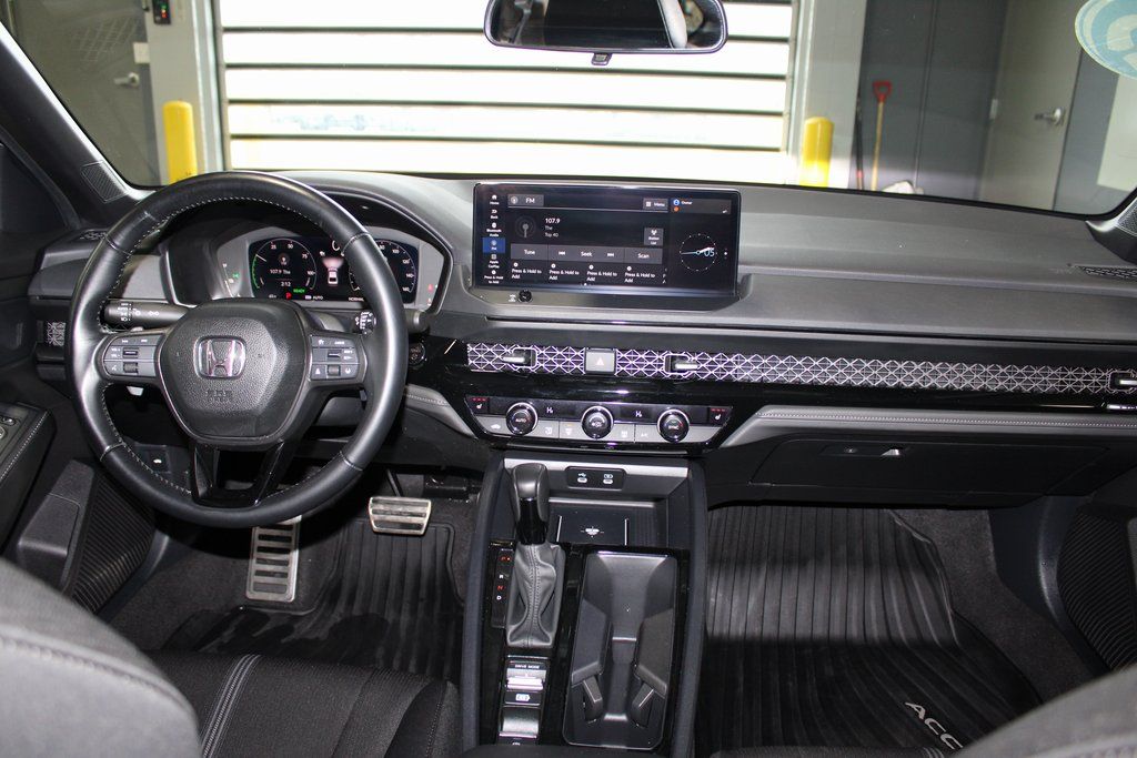 2025 Honda Accord Hybrid Sport - Photo 23