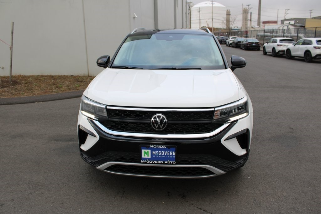 Used 2023 Volkswagen Taos 1.5T SE SUV